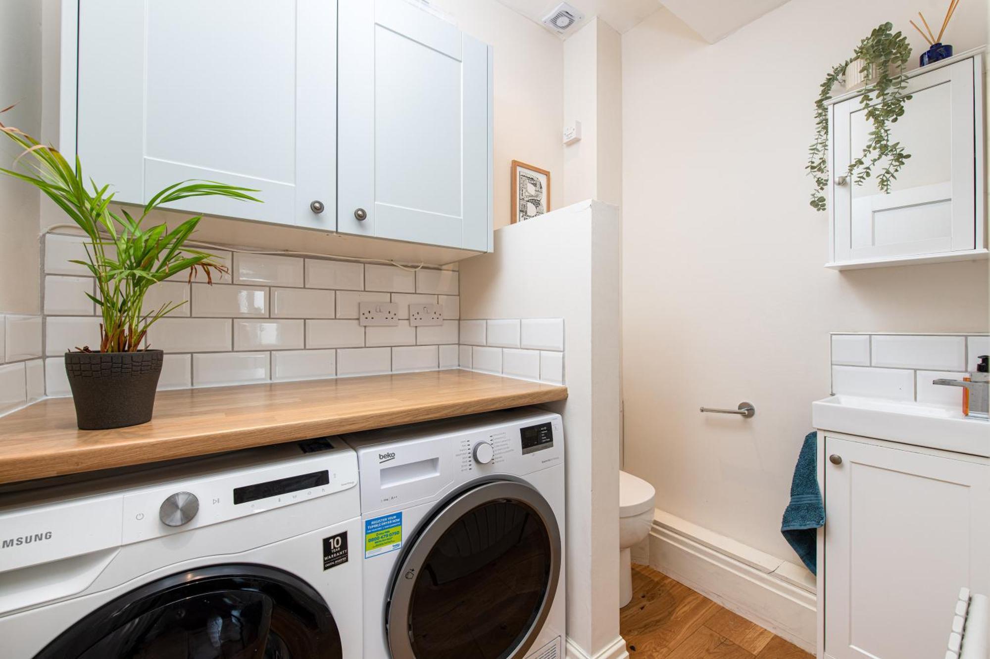 Charming Family Home With Stoves, Garden & Parking Bristol Exterior photo